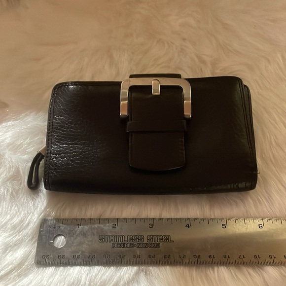 Kenneth Cole leather wallet - Picture 13 of 14